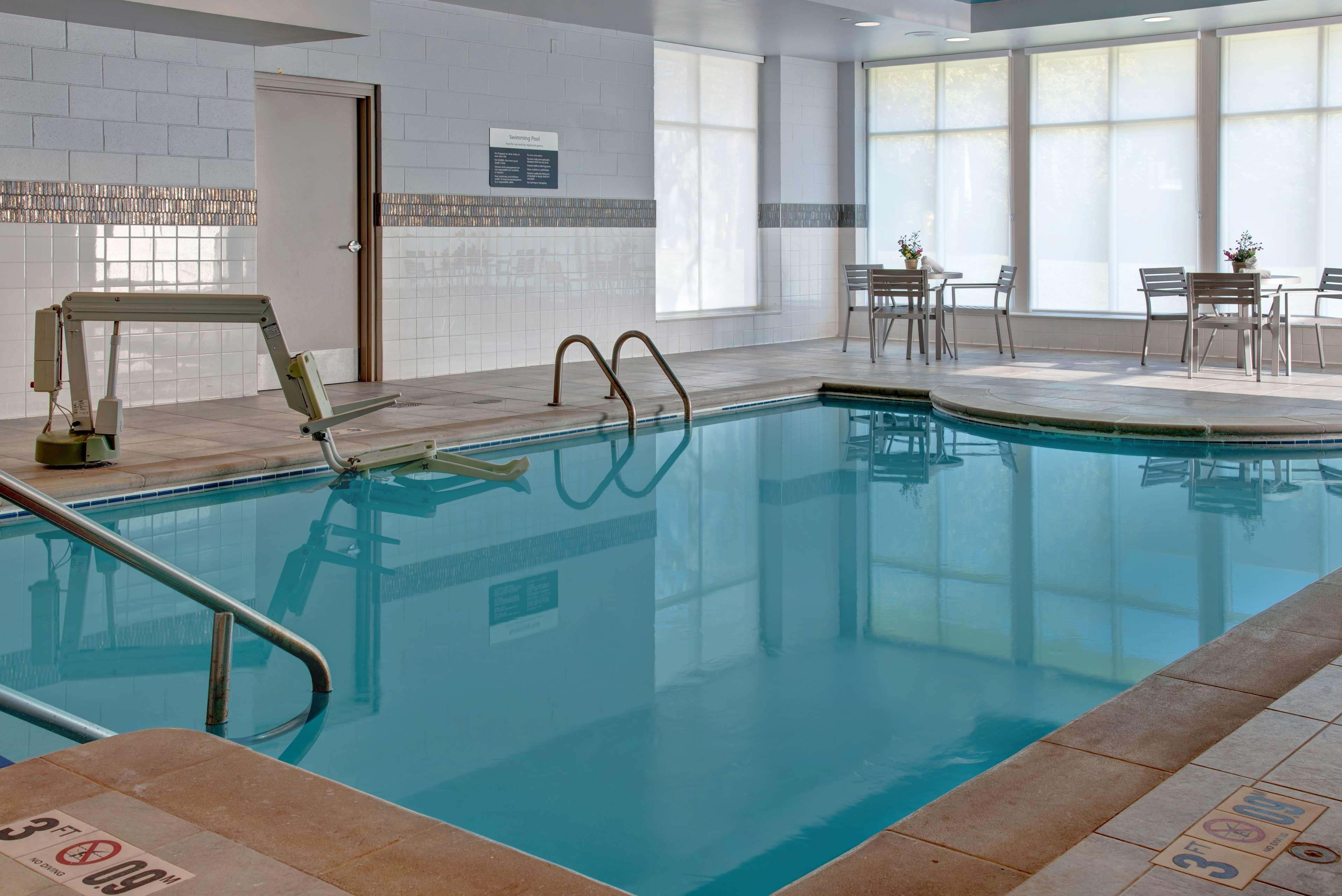 Hilton Garden Inn Kansas City/Kansas Zewnętrze zdjęcie