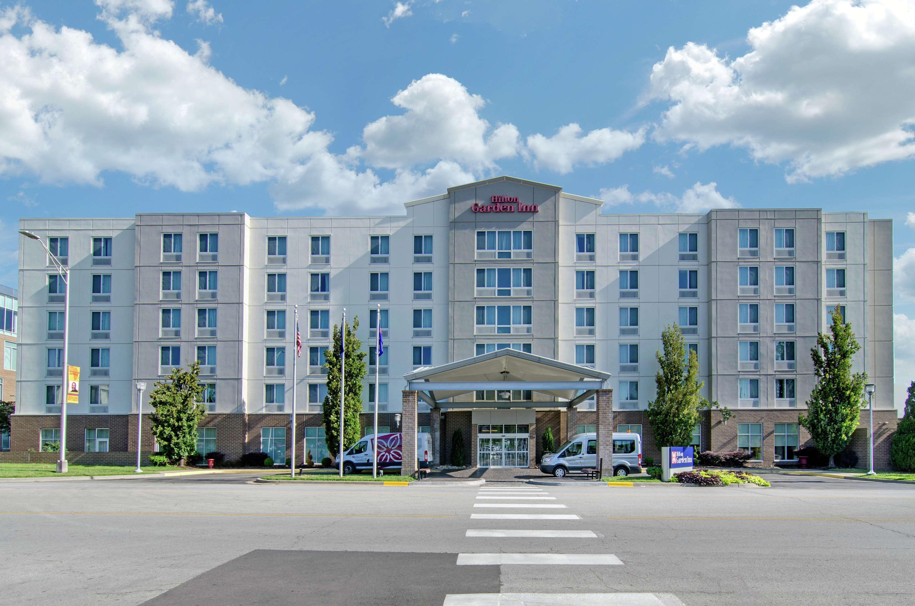 Hilton Garden Inn Kansas City/Kansas Zewnętrze zdjęcie